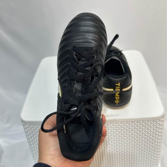 Nike Tiempo soccer cleats. Black and white. Size youth 1. Unisex. “Outdoor” - Picture 6 of 10